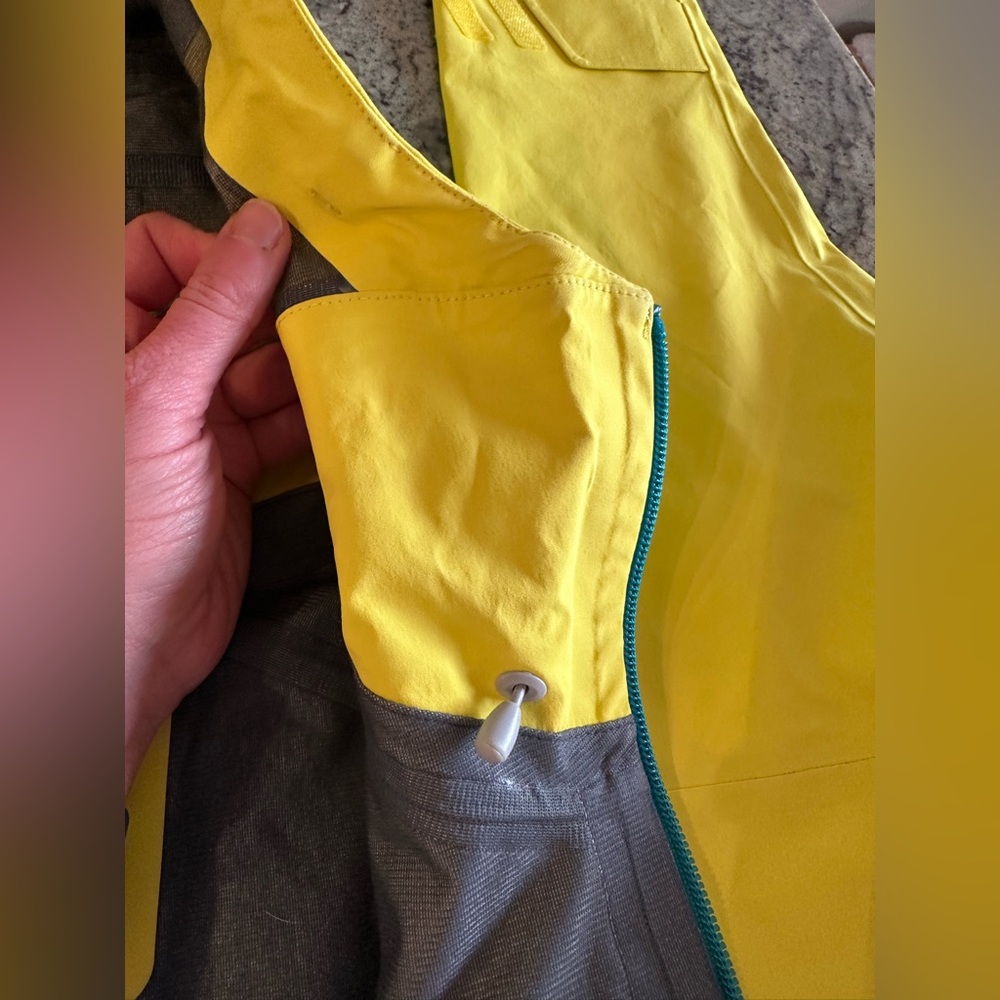 Stio Womens ‘22 Ski Shell - Picture 7 of 16